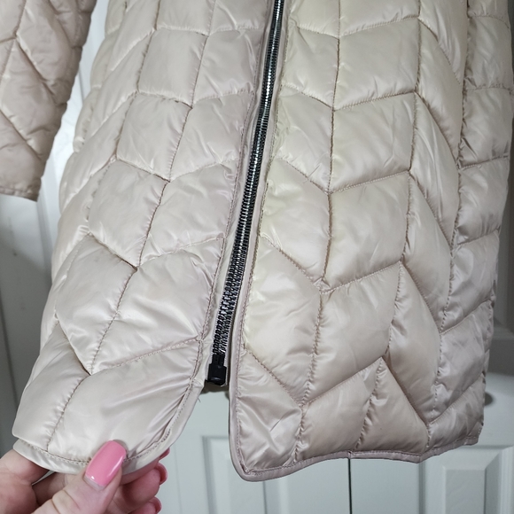 Kenneth Cole New York Hooded Chevron Quilted Puffer Coat Sz L - Picture 7 of 16